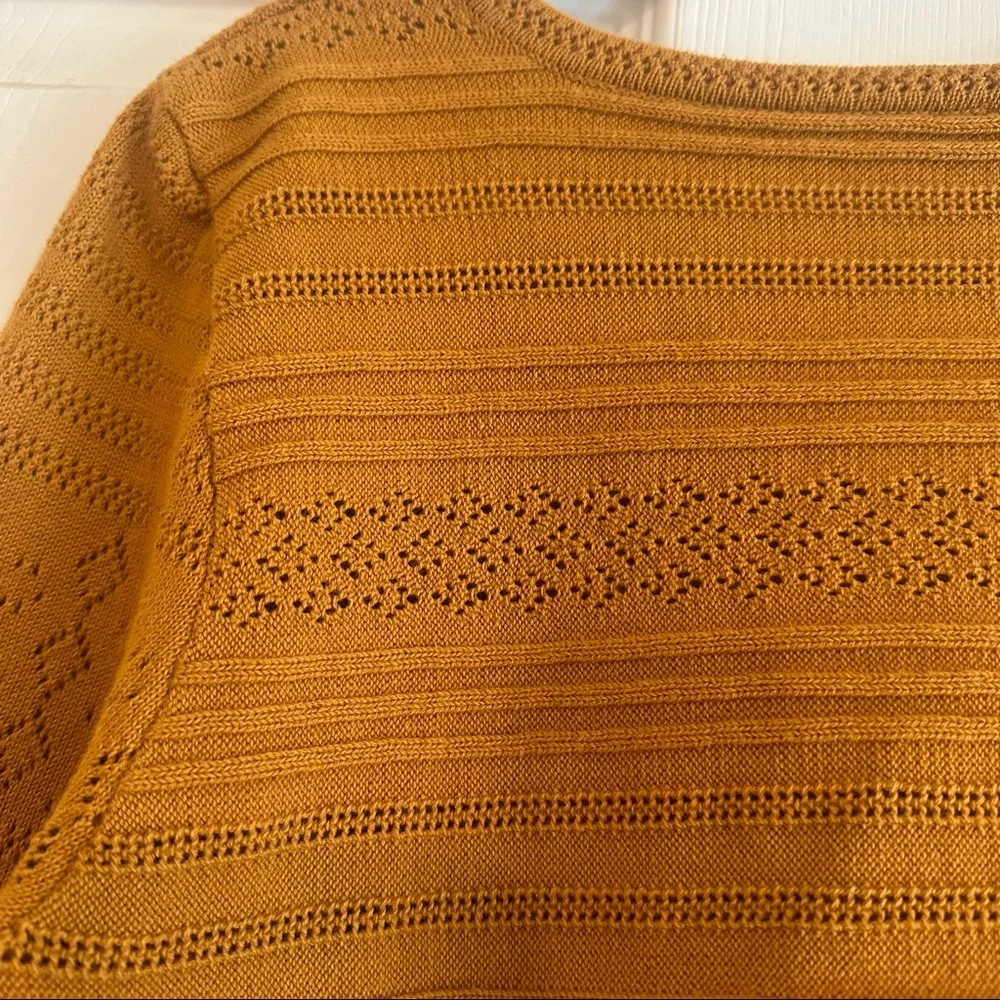 Free people crop crochet style long sleeve
